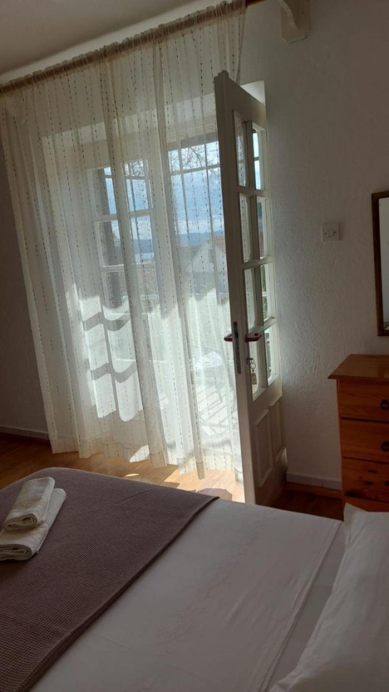 Apartment Brane Bol Zewnętrze zdjęcie