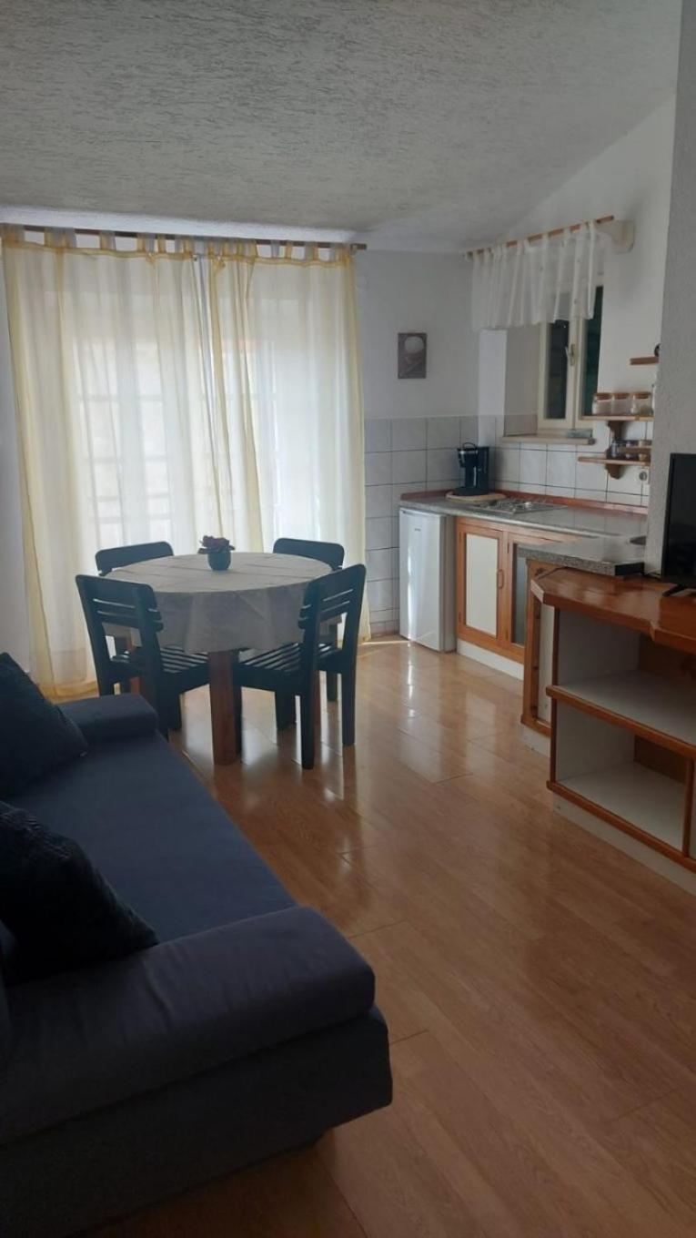 Apartment Brane Bol Zewnętrze zdjęcie